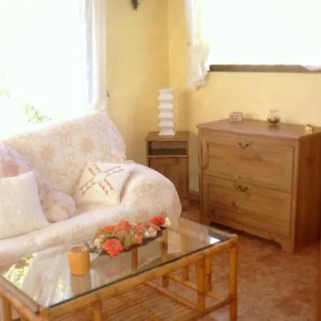 Sleeps 6 Pool Wifi Villa *